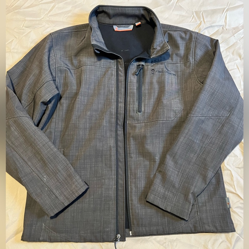 Free Country Men's Soft Shell Zip Up High Neck
Outdoor Jacket